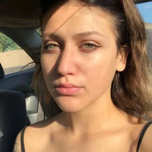 Meet your Posher, Helena